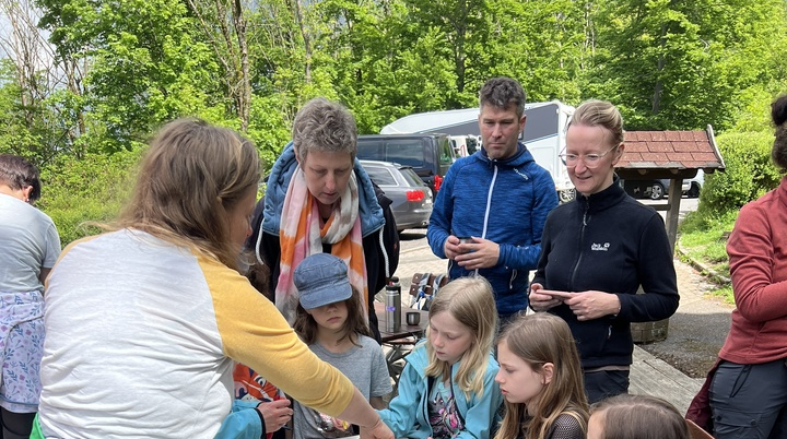 Familiengruppe Wildkräuterwanderung | © DAV Sektion Fulda